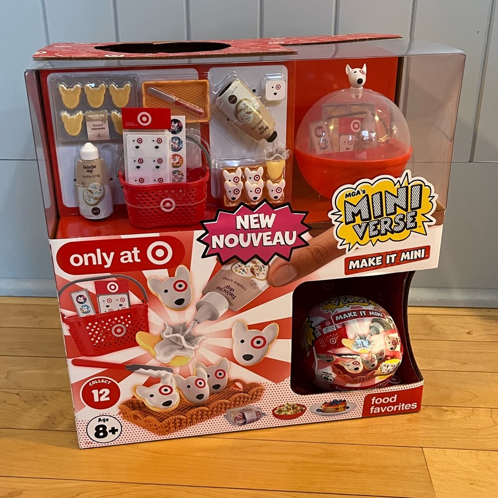 Miniverse DISPLAY + BALL - Mini-Verse X Target Food Favorites  - NWT